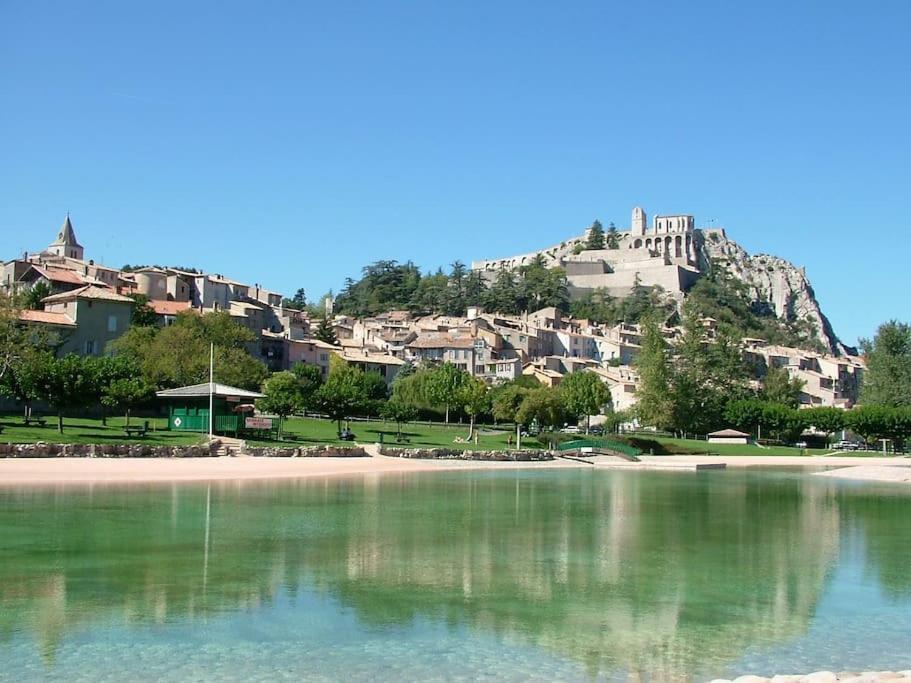 Le Cocon De Sisteron Apartment Exterior photo